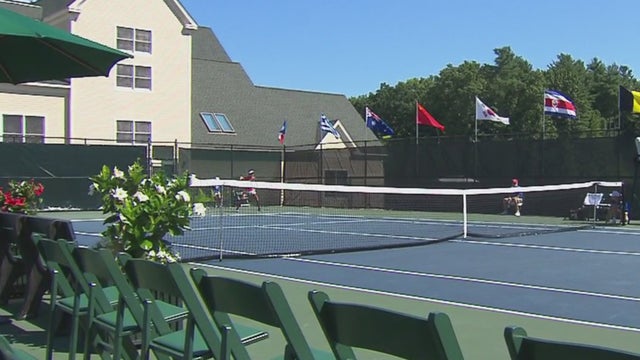 Tennis.jpg 