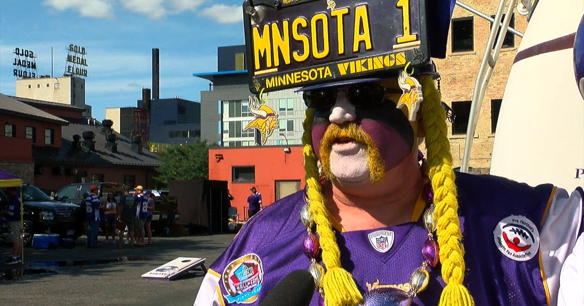 Vikings Fans Enjoy 1st Home Tailgate CBS Minnesota