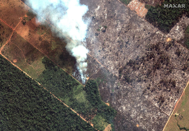 03-close-up-view-of-a-fire-15august2019-southwest-of-porto-velho-brazil-wv3.jpg 