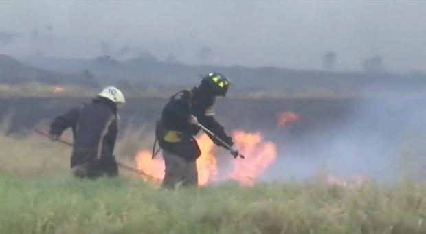 bolivia-firefighters.jpg 