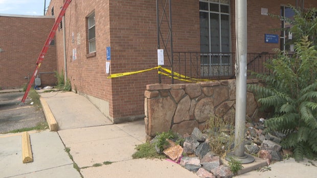 POST OFFICE CLOSED 5VO_frame_473 