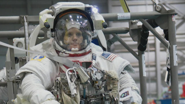 0825-en-firstspacecrime-shamlian-1919807-640x360.jpg 