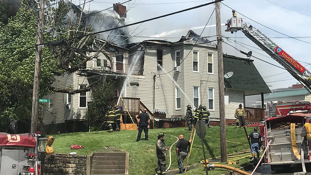 Crews Battle Large Fire In Uniontown - CBS Pittsburgh