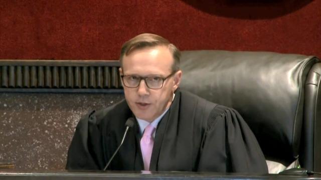 cbsn-fusion-judge-finds-johnson-johnson-guilty-in-oklahoma-opioid-trial-thumbnail-1920761-640x360.jpg 