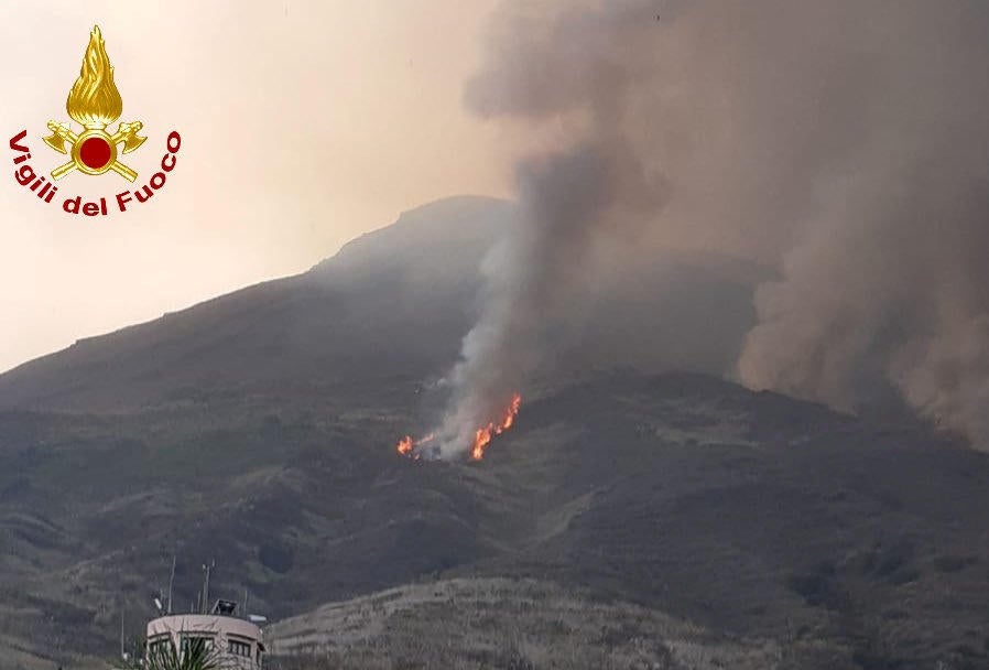 Stromboli volcano eruption: Italy volcano erupts again with "high