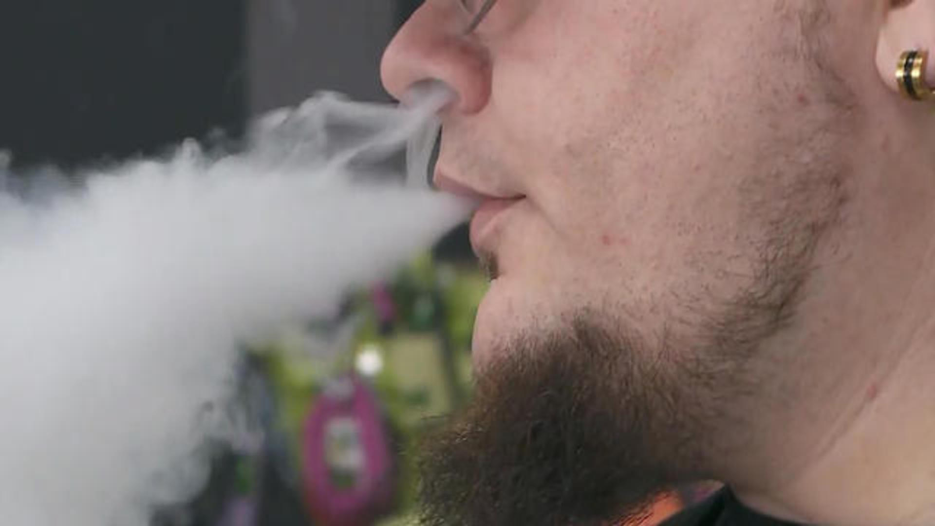 Milwaukee urges residents to stop vaping CBS News