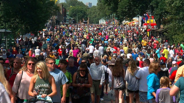 state-fair-crowd-1.jpg