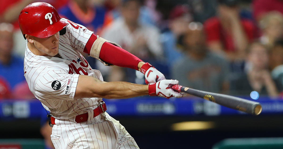 Phillies will try Rhys Hoskins in left field to fill injury gap - The Good  Phight