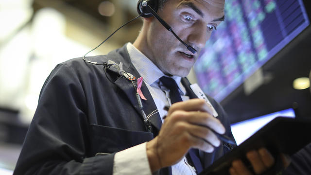 Dow Jones Industrials Average Opens Slightly Higher, After Yesterday's Large Drop 