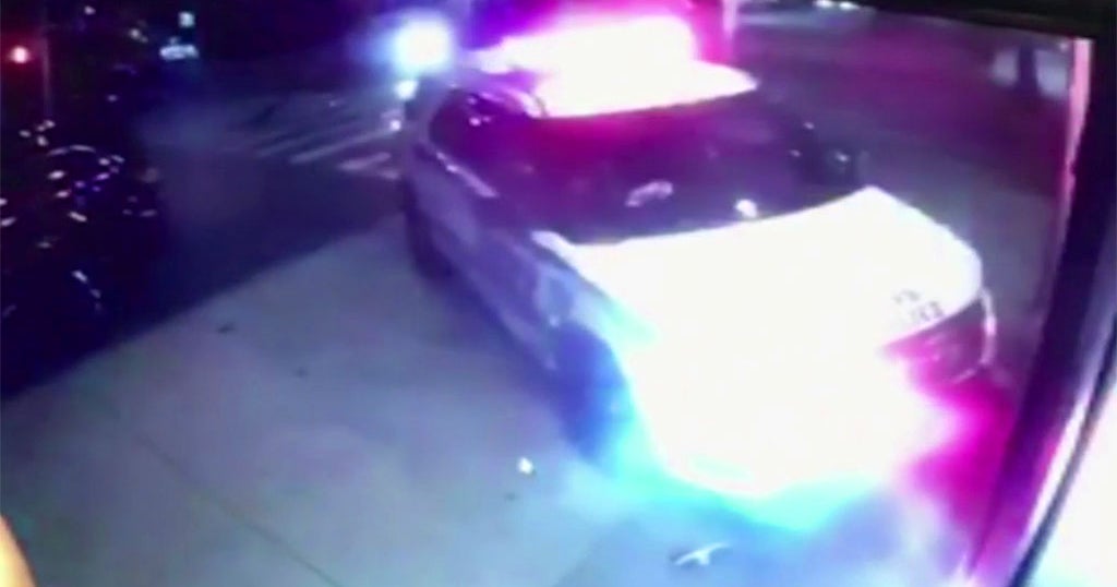 NYPD SUV Jumps Brooklyn Curb, Slams Into Store, 5 Hurt - CBS New York