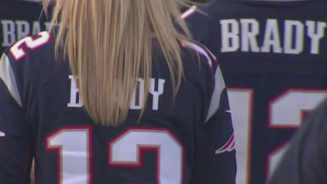 brady-fans-jerseys.jpg 