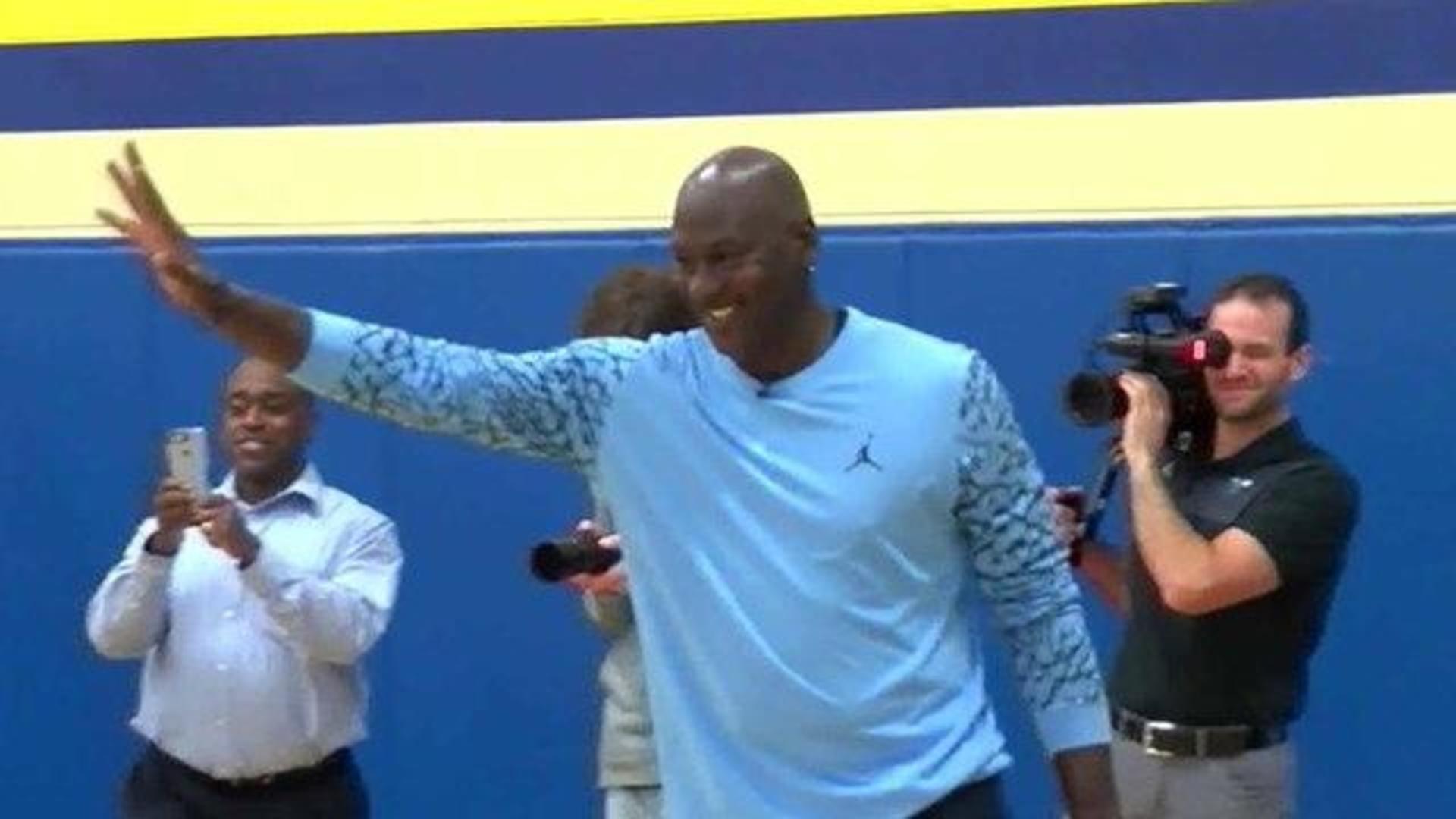 Michael Jordan pledges $1 million for hurricane relief in Bahamas