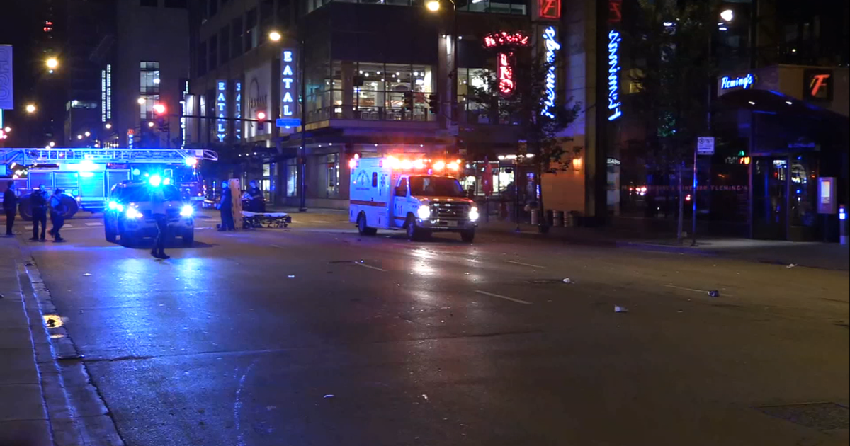 43YearOld Man Killed in Near North HitAndRun CBS Chicago