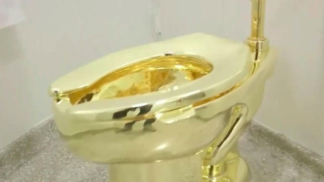 goldentoilet.jpg 