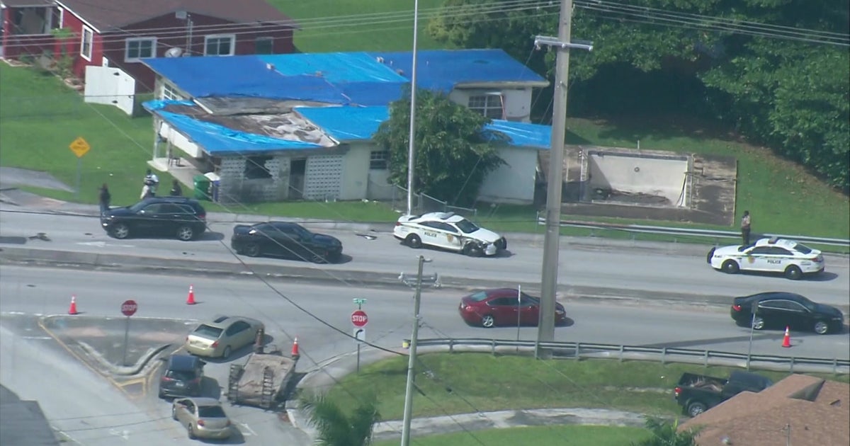 Suspect Caught After Bailout In NW Miami-Dade - CBS Miami