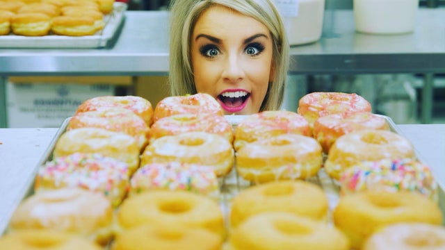 taryn-donuts.jpg 