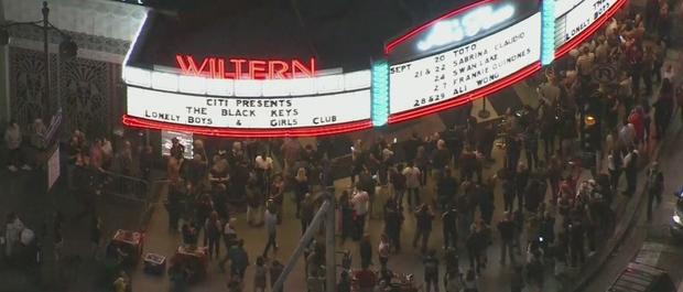 Sold Out Black Keys Show At Wiltern Becomes Chaotic When Hundreds Realize Their Tickets Are No Bueno 