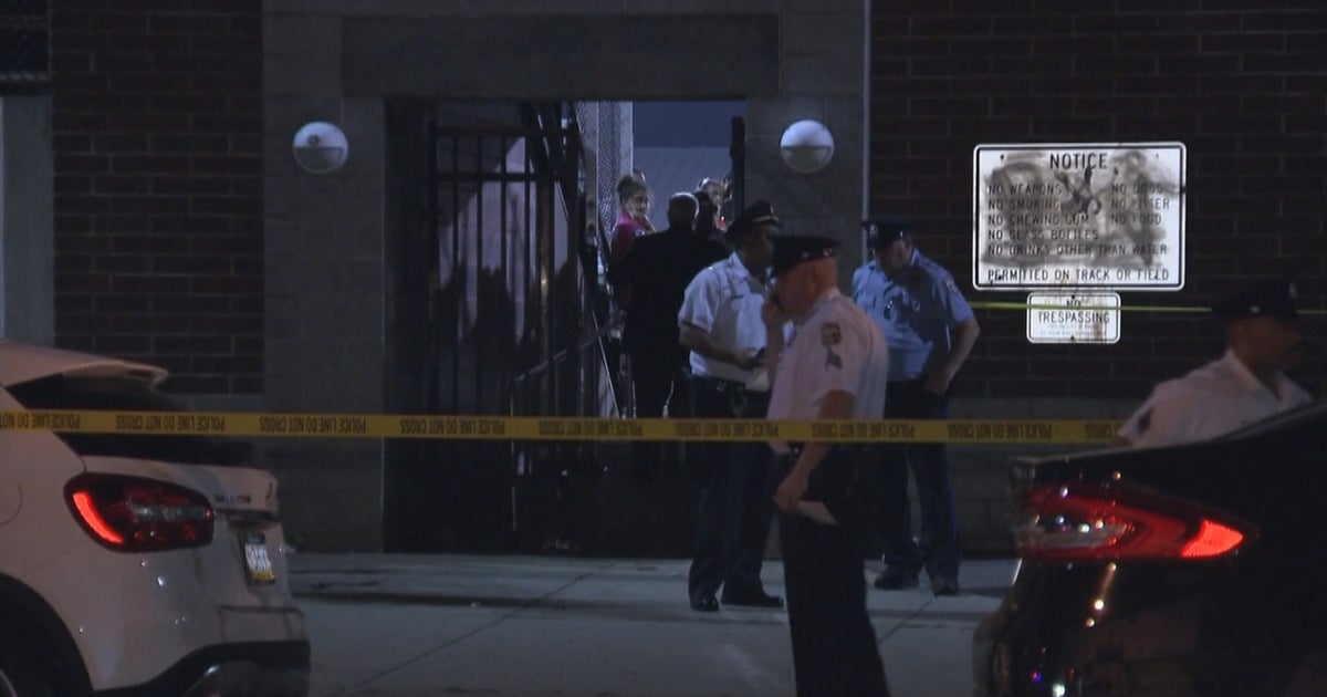 2 Teenagers Injured In Double Shooting At High School Football Game In ...