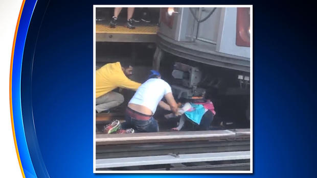 Father, Daughter Struck By Subway Train In The Bronx 