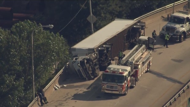 i-95 overturned tractor trailer 