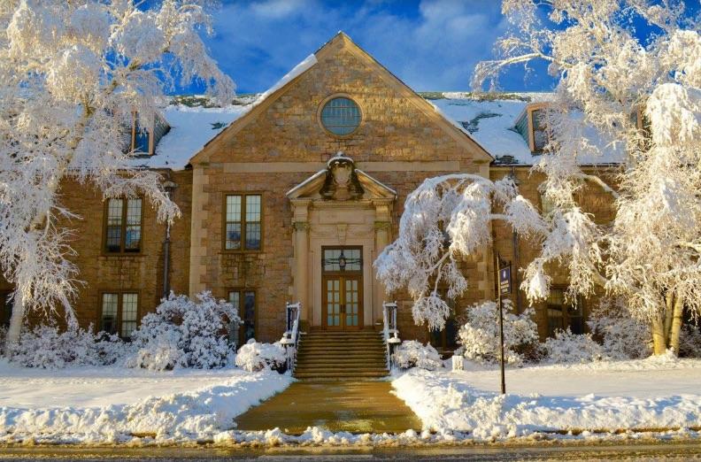 connecticutcollege-facebook.jpg 