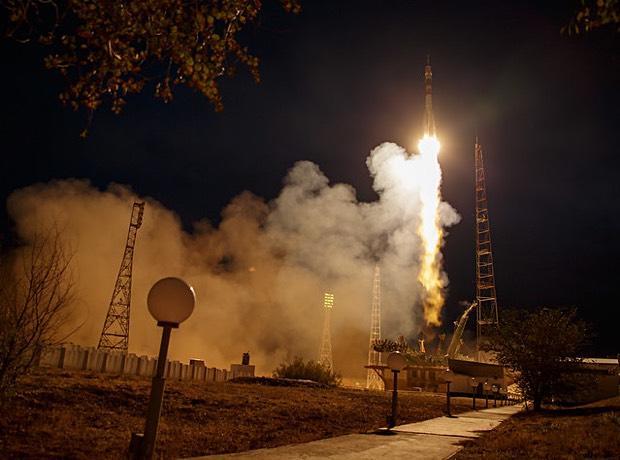 Expedition 61 Launch 