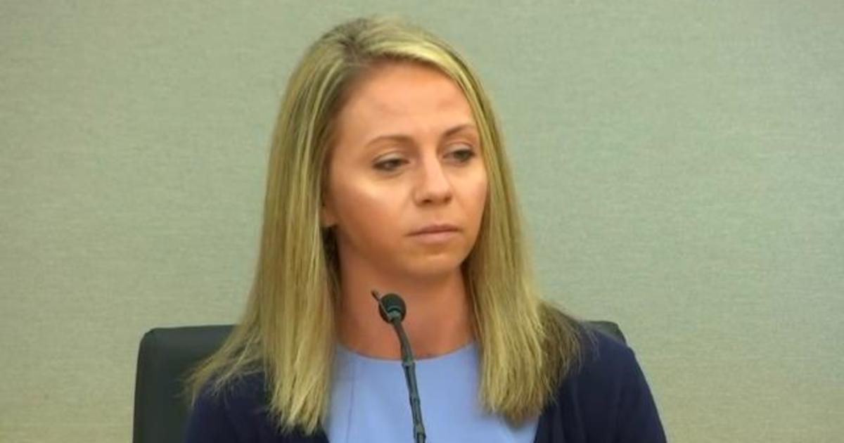 Former Dallas police officer Amber Guyger testifies about shooting ...