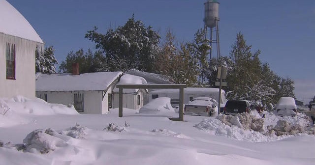 Parts of Montana hit with early snowstorm - CBS News