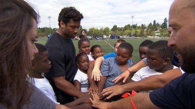 0908-sunmo-russellwilson-1943960-640x360.jpg 