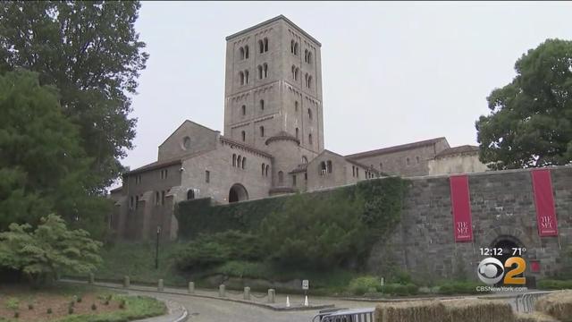 Fort-Tryon-Park-Met-cloisters.jpg 