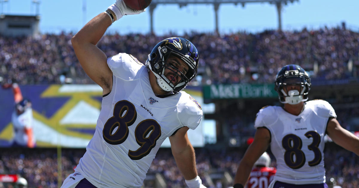 Mark Andrews of the Baltimore Ravens runs during an NFL football game  News Photo - Getty Images