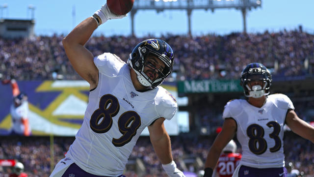 Ravens TE Mark Andrews scores big on throws from MVP Jackson - The San  Diego Union-Tribune