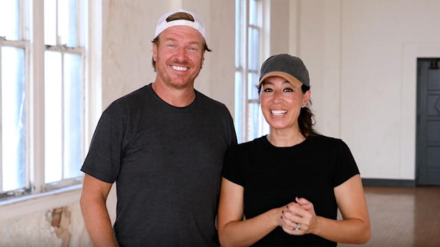 Chip-and-Joanna-Gaines.jpg 