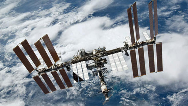 iss1-620.jpg 