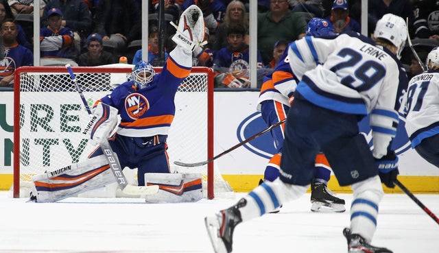 Islanders G Thomas Greiss 