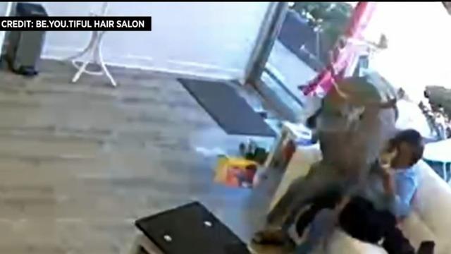cbsn-fusion-deer-crashes-through-beyoutiful-hair-salon-lake-ronkonkoma-thumbnail-365662-640x360.jpg 