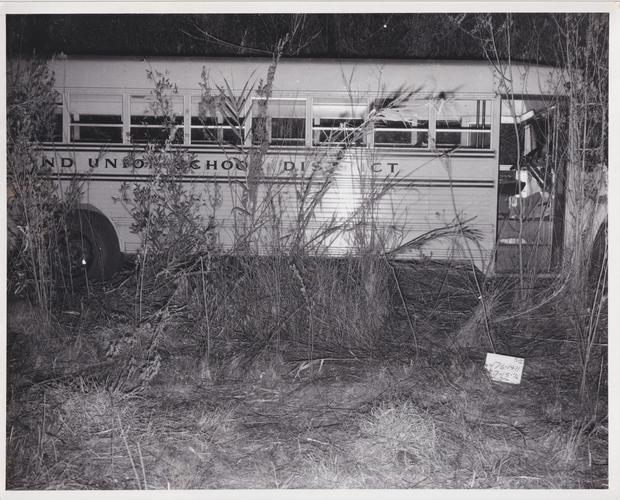 chowchilla-hiacked-bus.jpg 