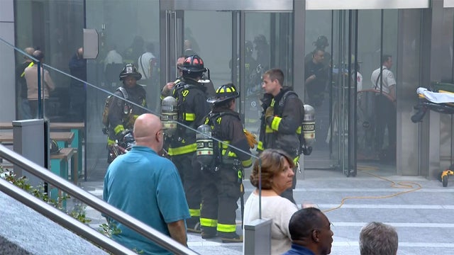 Riverside_Plaza_Starbucks_Fire_1010.jpg 