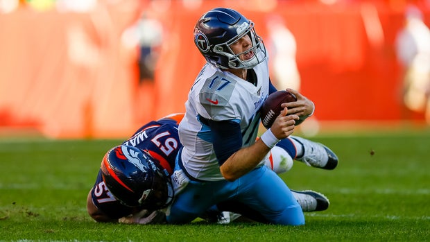 Tennessee Titans v Denver Broncos 