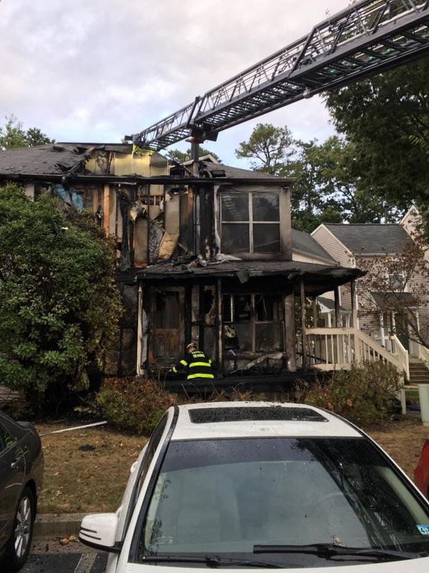 laurel townhome fire 