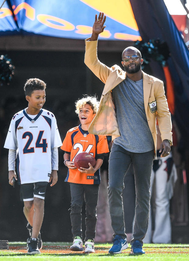 Tennessee Titans v Denver Broncos 