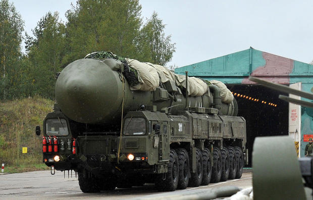 A Russian RS-24 Yars thermonuclear inter 