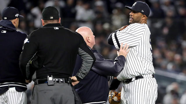 CC Sabathia's big-league career ends with dislocated shoulder