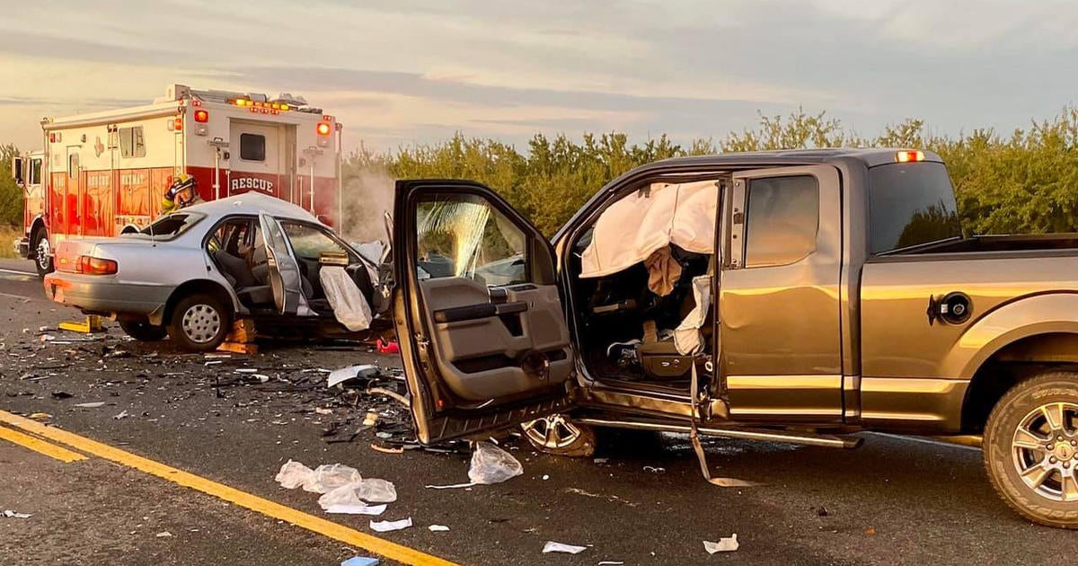 Head On Crash Kills 2 People On Hwy 99 In Yuba City Cbs Sacramento