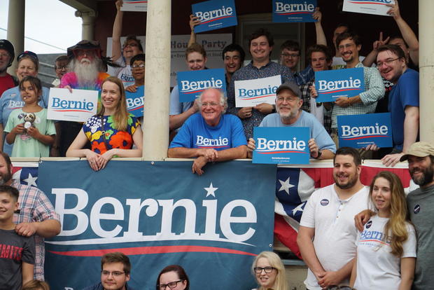 ben-cohen-and-jerry-greenfield-with-super-volunteers-concord-nh.jpg 