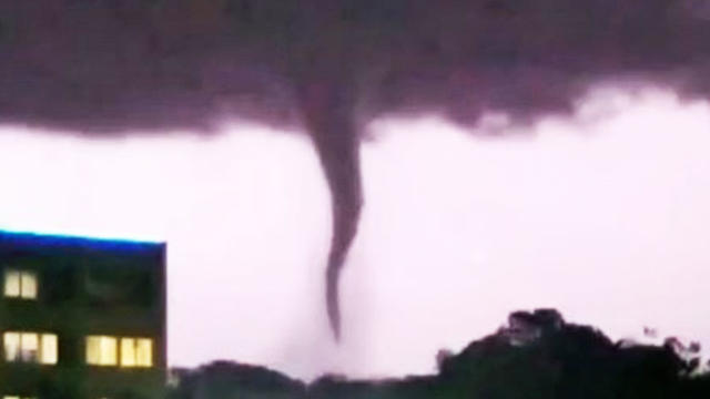 Dallas-Tornado.jpg 