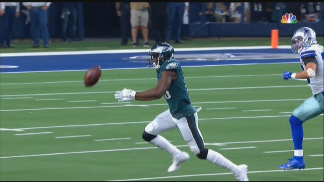 eagles-cowboys_frame_325858.png 