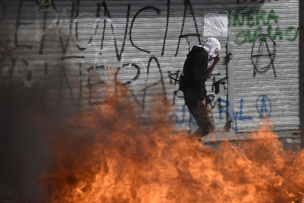 State Of Emergency Remains As Demonstrations And Looting Continues In Chile 