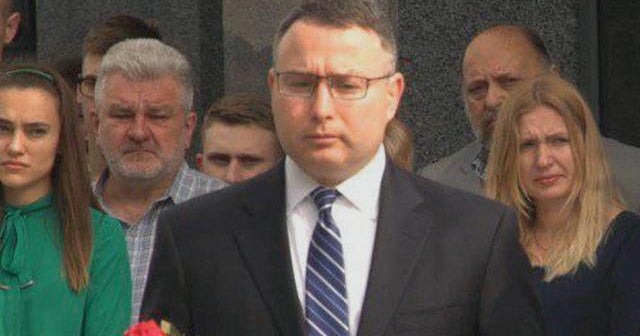 National security official to testify he was "concerned" by Trump's Ukraine call
