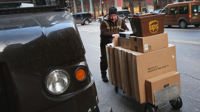 Package Shipping Companies Rush To Delivery Backlog Of Christmas Packages 